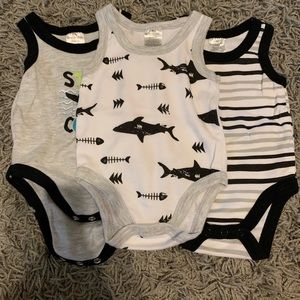 Baby boy clothing size 0-3 months
